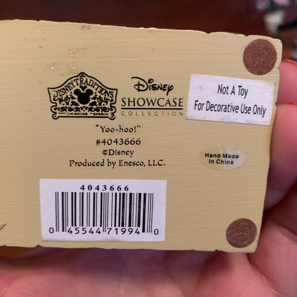 Classic Mickey and Minnie Jim Shore Figurine Set - Picture 7 of 7